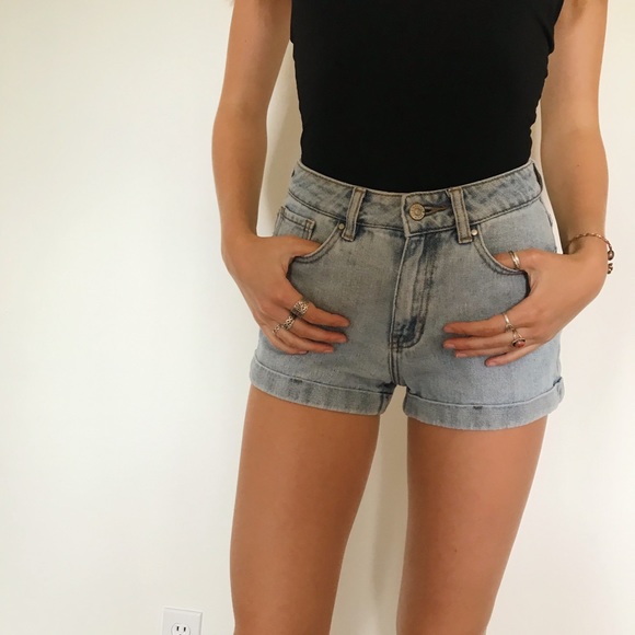 PacSun Pants - Pacsun mom shorts size 24